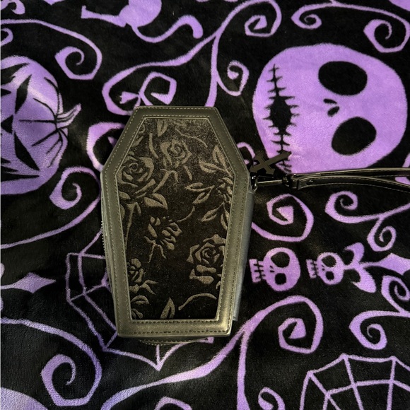 Killstar Gothic Black Coffin wallet wristlet - Picture 4 of 8